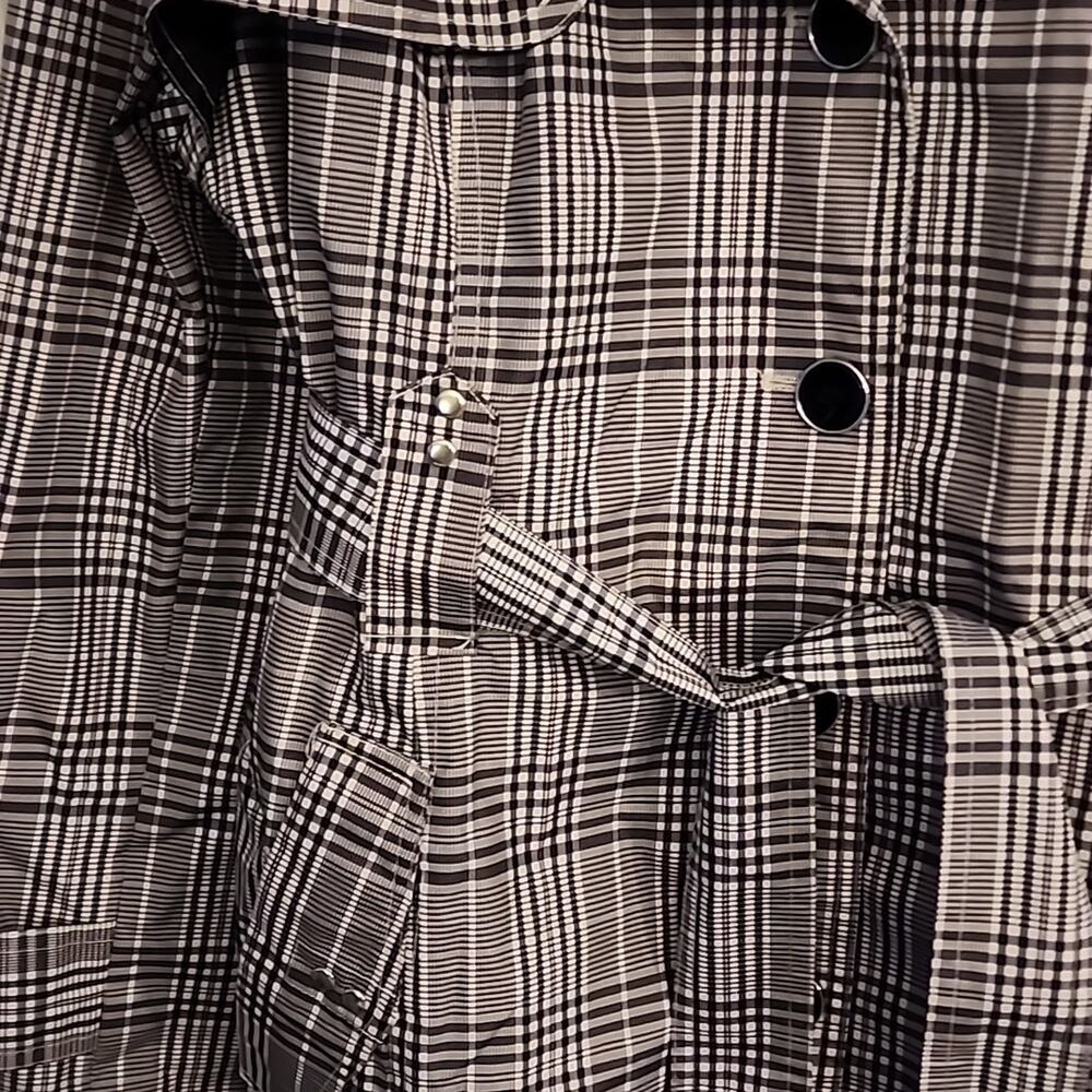 Laura Scott Plaid Trench Coat, XL - Picture 3 of 8